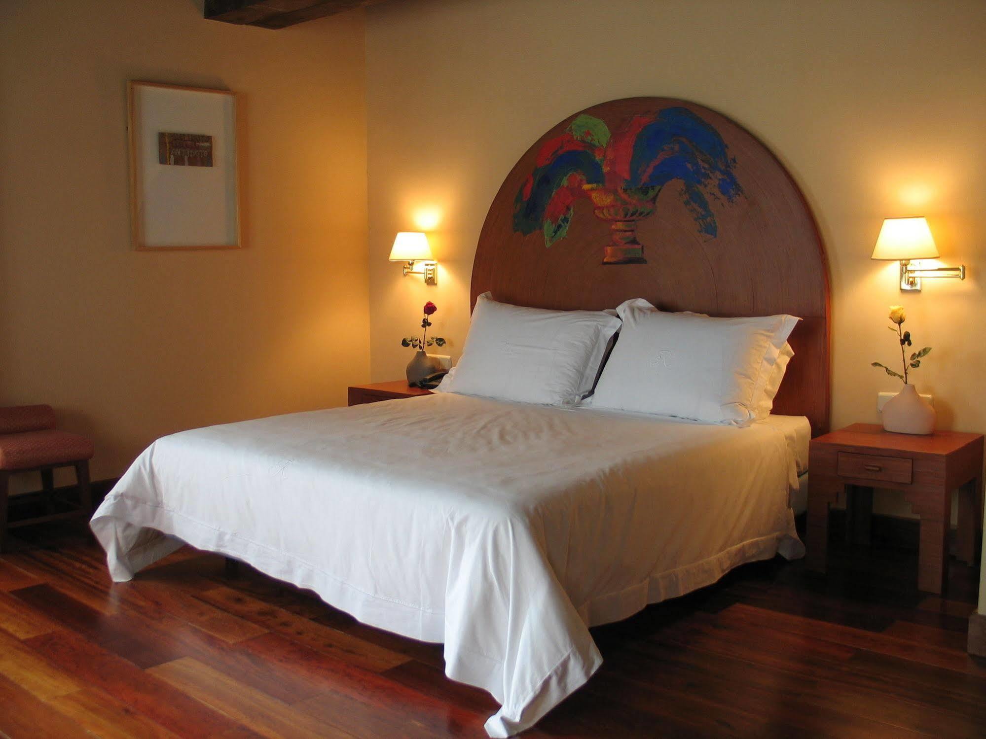 Hotel El Rancho เซโกเวีย ภายนอก รูปภาพ